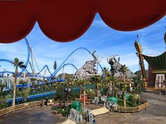 -七彩云南欢乐世界