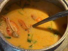 -大头虾越式风味餐厅(光明广场店)