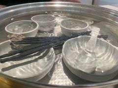 -洪氏嗨捞·广东猪肚鸡·椰子鸡火锅(西咸万象城店)