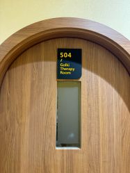 -小颜秘家·韩国整骨