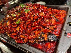 香辣味烤鱼-江边城外烤全鱼(方庄时代购物中心店)