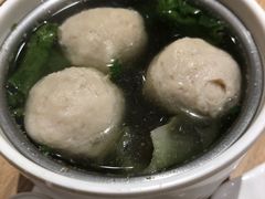 QQ贡丸汤-泰煌鸡·上海白斩鸡·鸡汤面(万航店)