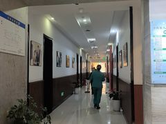 -手佳按摩·足疗·艾灸(龙江店)