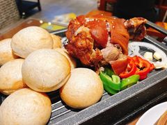 虎皮烤肘子夹全麦脆馍-龍聚祥烧麦馆(鼓楼店)
