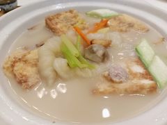 鸡汤杂菌酿豆腐花胶汤-广州酒家(文昌总店)