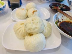 -李与白包子铺(桐梓林店)
