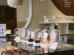-VERIE BAKEHOUSE