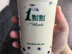 -吴山路夜市