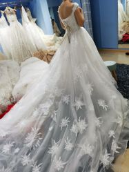 点击看大图 -觅白婚纱礼服馆