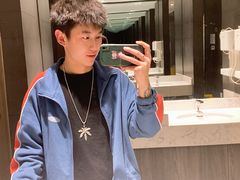 -虾弄弄海派小龙虾·牛羊蝎子火锅