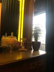 点击看大图 -TWOFACE 双面理发馆