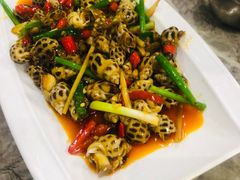 -四川小胡子海鲜(丁村万人海鲜广场店)