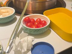 -润园四季椰子鸡火锅(卓越INTOWN店)