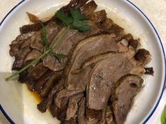 -聚鲜港（五洞）牛肉自选火锅