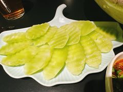 -鲜入唯煮·港式海鲜牛肉火锅(金宝街店)