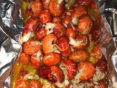 -扒虾小妹儿麻辣海鲜(宏图街店)