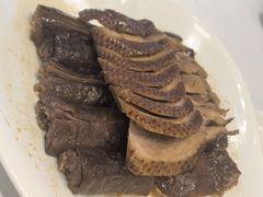 -潮珍苑海鲜粤菜酒家·广式茶点·宴请(临江大道店)