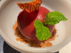 东魁手工杨梅冰淇淋-弦月窗LUNETTE BY AMANDA(复兴路店)