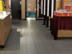 -麦当劳(伟城广场店)