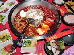 -谭鸭血老火锅(万象九宜城店)
