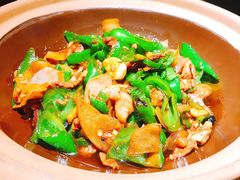 碾辣椒炒肉-吃饭皇帝大(长宁龙之梦店)