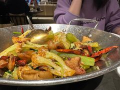 -渔语鱼新川菜Bistro(万象天地店)