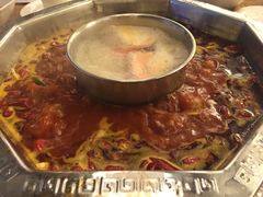 -山城年华老火锅(玉林店)