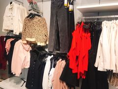 -H&M(天一广场店)