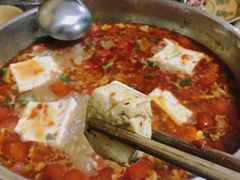-黄利砖万峰林布依特色酸笋牛肉馆
