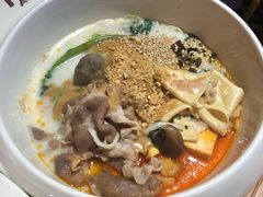 -阿上阿上麻辣香锅&麻辣烫(朝阳蓝色港湾店)
