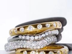 -Tiffany & Co.蒂芙尼
(广州太古汇店)