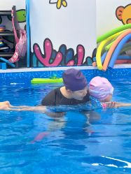 -熊小米专业儿童游泳馆