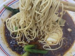 -叶伟胡辣壳面(两路口店)