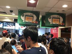 等位区-麦当劳(秣陵路店)