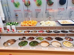 自助调料区-海底捞火锅(正大乐城店)
