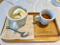 -LAVAZZA拉瓦萨咖啡(仁恒梦中心店)