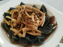 馓子皮蛋-张大师鸭爪爪特色干锅(南湖店)