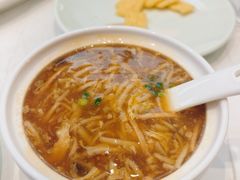 海鲜酸辣汤-船歌·鱼水饺青岛菜(国贸商城店)