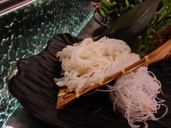 -湊湊火锅·茶憩(杭州湖滨银泰in77店)
