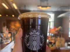 -星巴克(昆明美辰百货店)