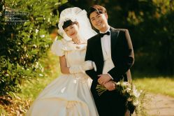 -至臻微拉婚纱摄影