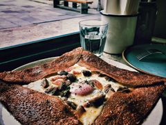 鸡蛋蘑菇熏肉荞麦可丽饼-RAC BAR(安福路店)