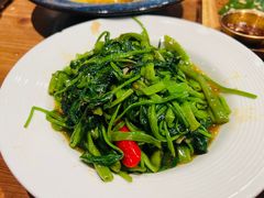 -泰堤坊(淡水体育馆店)