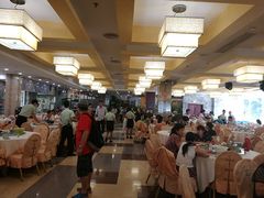 大堂-椿记烧鹅(叠彩店)