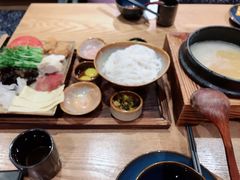 蒙自过桥米线-麦麦山云南菜(复地活力城店)