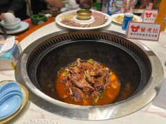 -雪乡人家东北菜·铁锅炖一切(高斯路店)