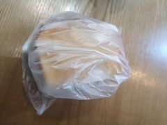 咖椰吐司-HELLO 27 意面·沙拉·帕尼尼