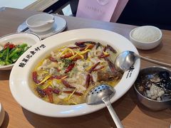 -太二酸菜鱼(武汉光谷保利店)