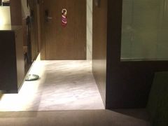 -上海滴水湖皇冠假日酒店