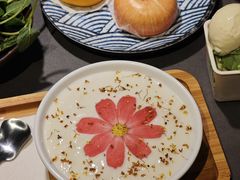 -楠小云·云南鲜牛野生菌自助火锅(九眼桥店)